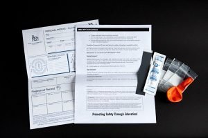 20121219094012-id_kit_with_balloon